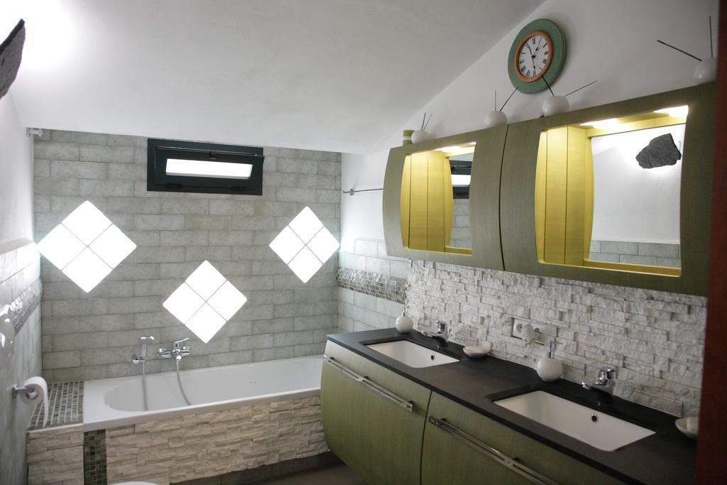 B&B Gi & Gio Càbras Екстериор снимка