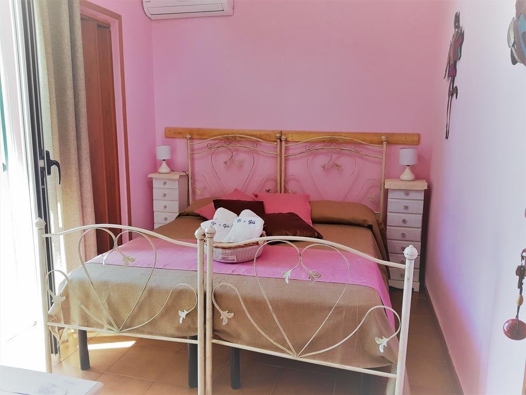 B&B Gi & Gio Càbras Екстериор снимка